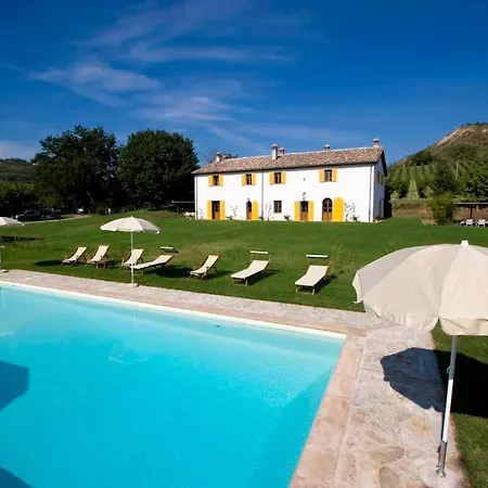 San Ruffillo Sleeps 6 Pool Wifi T762496 דירה