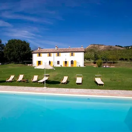 San Ruffillo Sleeps 6 Pool Wifi T762496 *