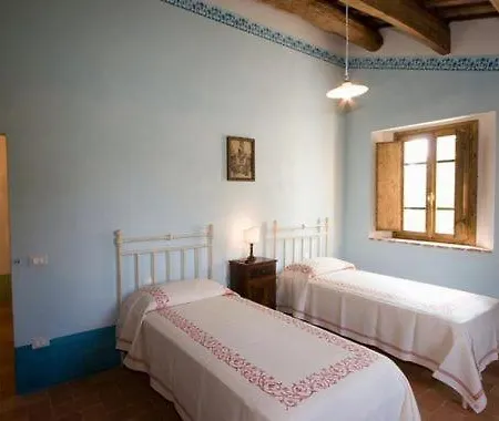 San Ruffillo Sleeps 6 Pool Wifi T762496 דירה *