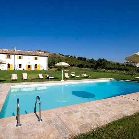 San Ruffillo Sleeps 6 Pool Wifi T762496 *